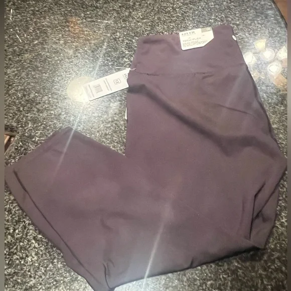 NWT black, Brand new 1x leggings. RBX brand. Good looking leggings. - Picture 3 of 6